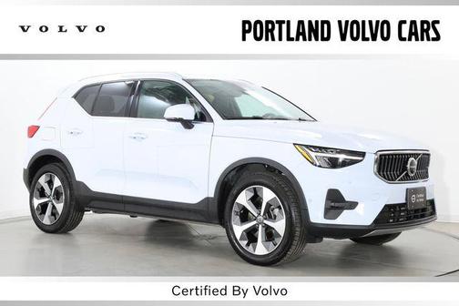Cloud Blue 2025 Volvo XC40 B5 Plus Bright Theme