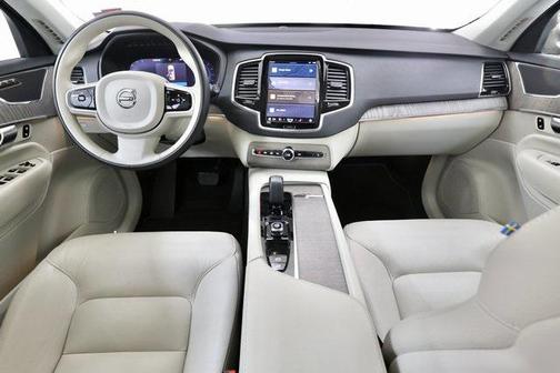 2023 Volvo XC90 B6 Plus 7-Seater