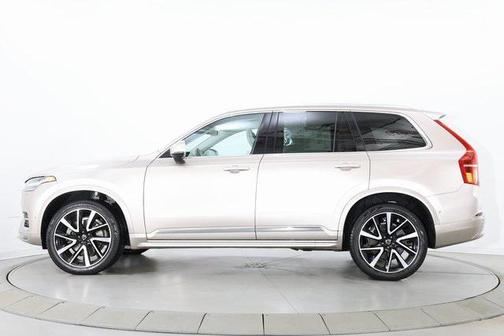 2023 Volvo XC90 B6 Plus 7-Seater