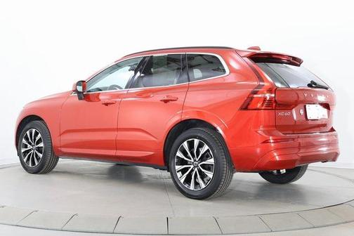 2023 Volvo XC60 B5 Core