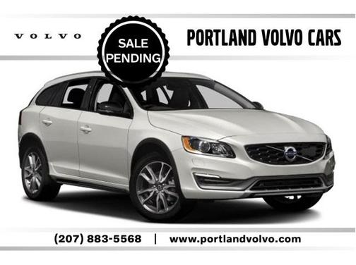 2016 Volvo V60 Cross Country T5