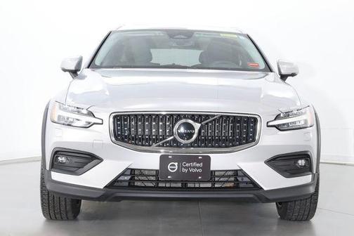 Silver Dawn Metallic 2025 Volvo V60 Cross Country Plus, B5 AWD Gas (mild hybrid)