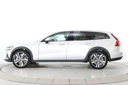 Silver Dawn Metallic 2025 Volvo V60 Cross Country Plus, B5 AWD Gas (mild hybrid)