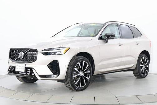 2025 Volvo XC60 Plus