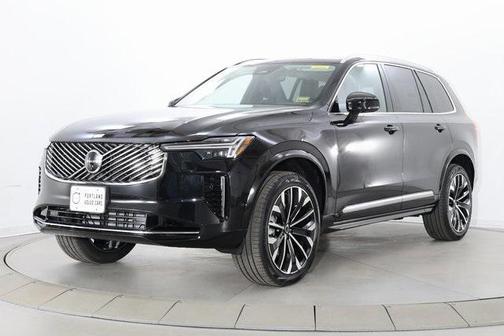 2025 Volvo XC90 B5 Plus 7-Seater
