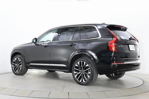 2025 Volvo XC90 B5 Plus 7-Seater