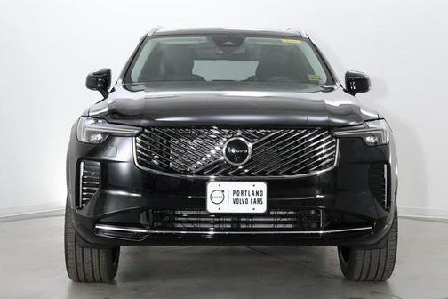 2025 Volvo XC90 B5 Plus 7-Seater
