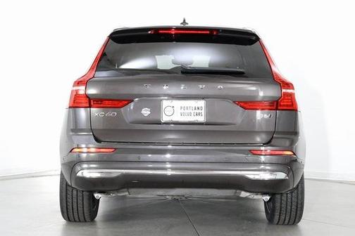 2022 Volvo XC60 B6 Inscription