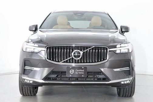 2022 Volvo XC60 B6 Inscription