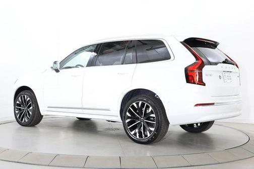 Crystal White Pearl 2026 Volvo XC90 Plus, B6 AWD Gas (mild hybrid), Gasoline, Bright, 6 Seats