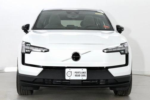 2026 Volvo EX30 Plus Twin Motor Performance, Fully electric