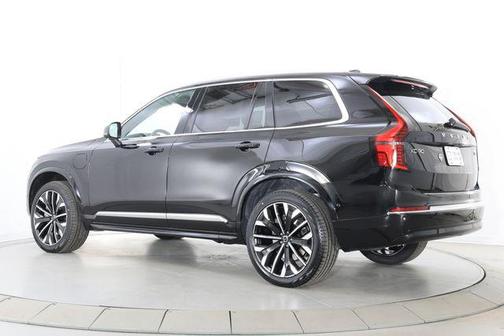 Onyx Black Metallic 2026 Volvo XC90 Plug-In Hybrid Plus, T8 AWD, Electric/Gasoline, Bright, 7 Seats