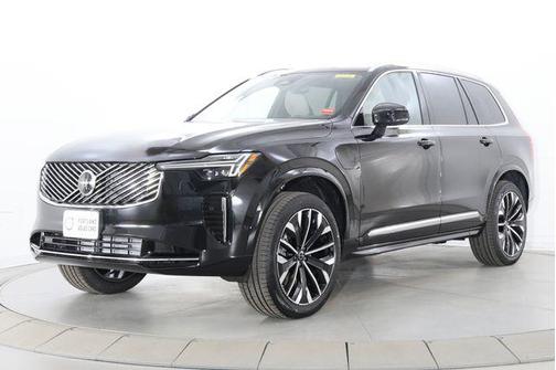 Onyx Black Metallic 2026 Volvo XC90 Plug-In Hybrid Plus, T8 AWD, Electric/Gasoline, Bright, 7 Seats