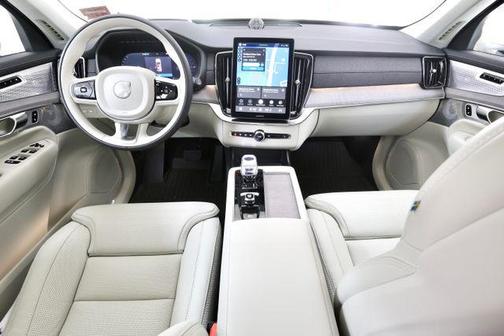 Bright Dusk Metallic 2026 Volvo XC90 Plug-In Hybrid Ultra, T8 AWD, Electric/Gasoline, Bright, 7 Seats