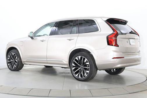 Bright Dusk Metallic 2026 Volvo XC90 Plug-In Hybrid Ultra, T8 AWD, Electric/Gasoline, Bright, 7 Seats