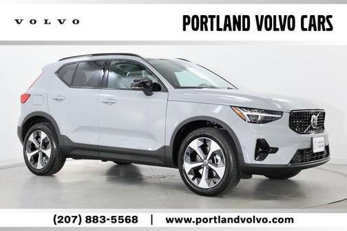 2026 Volvo XC40 B5 Plus