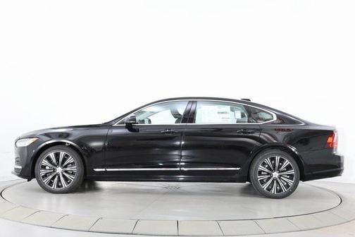 2025 Volvo S90 B6 Plus