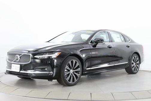 2025 Volvo S90 B6 Plus