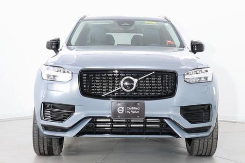 2023 Volvo XC90 Recharge Plug-In Hybrid T8 Plus Dark Theme 7-Seater