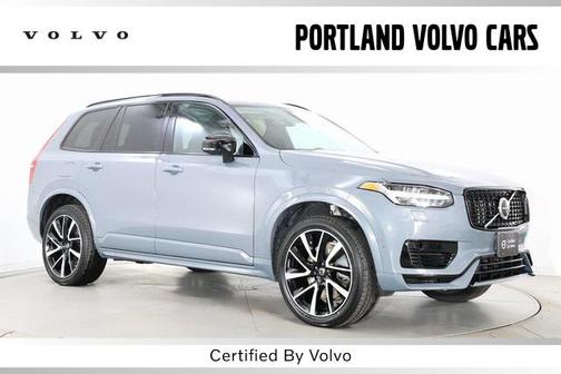 2023 Volvo XC90 Recharge Plug-In Hybrid T8 Plus Dark Theme 7-Seater