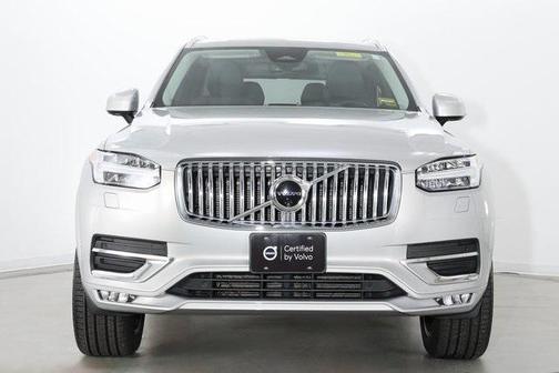 2024 Volvo XC90 B5 Plus Bright Theme