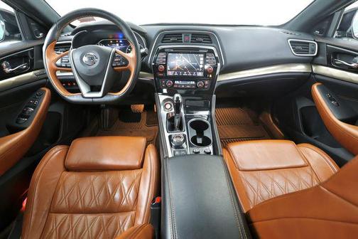 Super Black 2019 Nissan Maxima 3.5 Platinum