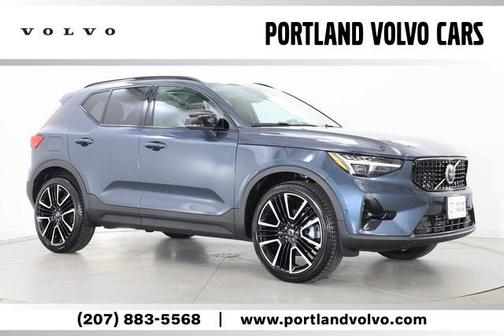 2026 Volvo XC40 B5 Ultra