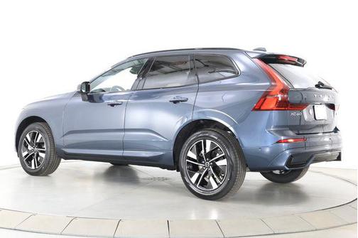 Denim Blue Metallic 2026 Volvo XC60 B5 Plus