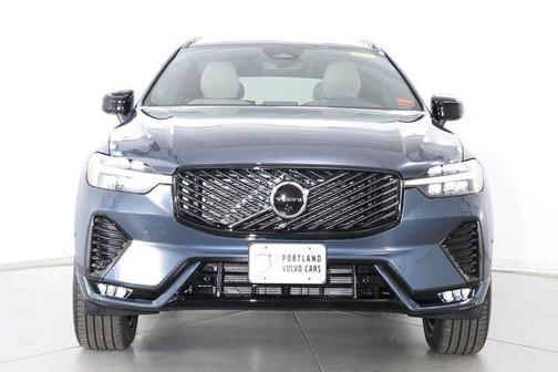Denim Blue Metallic 2026 Volvo XC60 B5 Plus