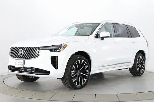 Crystal White Pearl 2026 Volvo XC90 B6 Ultra 7-Seater