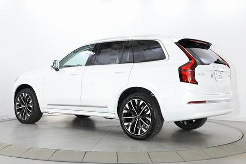 2026 Volvo XC90 B6 Ultra 7-Seater