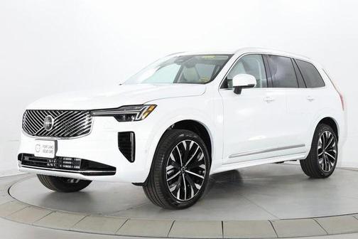 2026 Volvo XC90 B6 Ultra 7-Seater