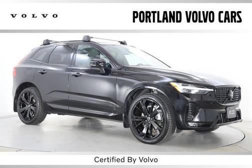 Onyx Black Metallic 2024 Volvo XC60 B5 Ultimate Black Edition