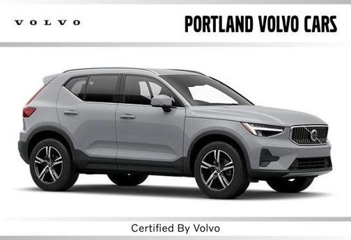 Vapour Grey Metallic 2025 Volvo XC40 B5 Plus Bright Theme