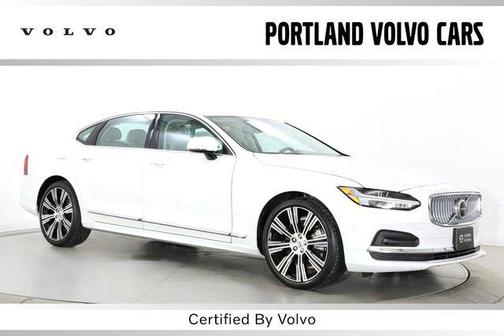 Crystal White Metallic 2024 Volvo S90 B6 Ultimate