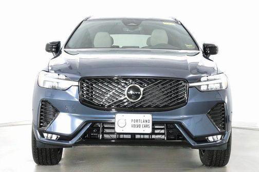 Denim Blue Metallic 2026 Volvo XC60 B5 Plus