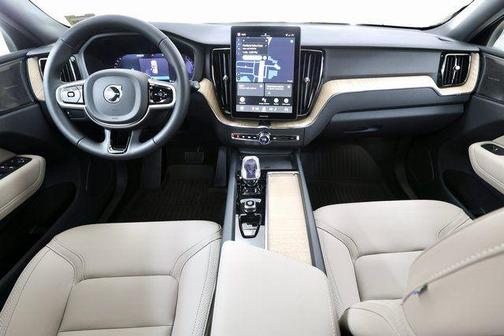 Denim Blue Metallic 2026 Volvo XC60 B5 Plus