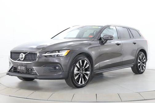 Platinum Grey 2025 Volvo V60 Cross Country Plus, B5 AWD Gas (mild hybrid)