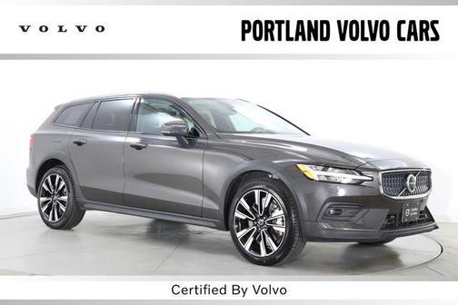 Platinum Grey 2025 Volvo V60 Cross Country Plus, B5 AWD Gas (mild hybrid)