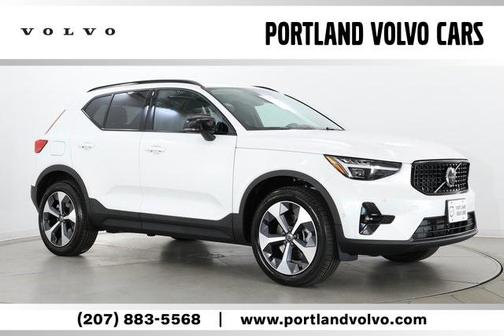 2026 Volvo XC40 B5 Plus