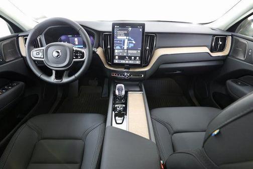 Denim Blue Metallic 2026 Volvo XC60 B5 Plus