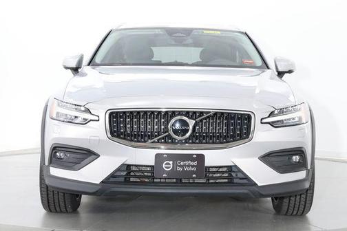 Silver Dawn Metallic 2025 Volvo V60 Cross Country Plus, B5 AWD Gas (mild hybrid)