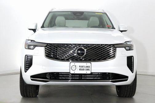 Crystal White Pearl 2026 Volvo XC90 Ultra, B6 AWD Gas (mild hybrid), Gasoline, Bright, 7 Seats