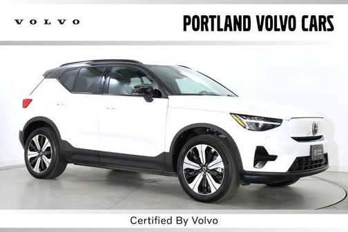 Crystal White Metallic 2023 Volvo XC40 Recharge Pure Electric Twin Core