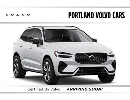 2025 Volvo XC60 B5 Plus