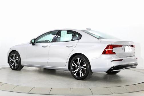 2025 Volvo S60 B5 Core