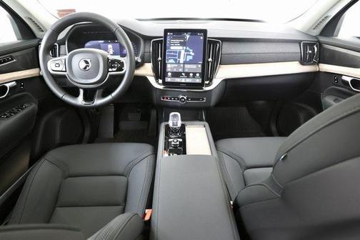 2026 Volvo XC90 Plus, B6 AWD Gas (mild hybrid), Gasoline, Bright, 6 Seats