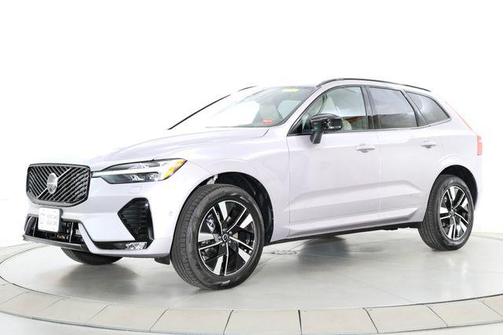 Aurora Silver 2026 Volvo XC60 B5 Plus