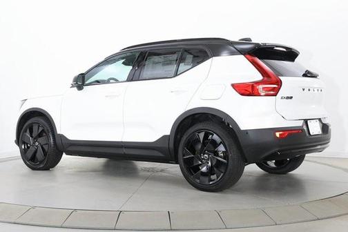 2026 Volvo EX40 Black Edition Ultra, Twin Motor, Fully electric