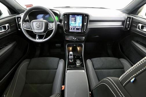 2026 Volvo EX40 Black Edition Ultra, Twin Motor, Fully electric